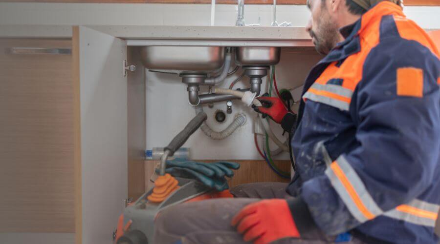 Professional slab leak plumber services in Smyrna, DE
